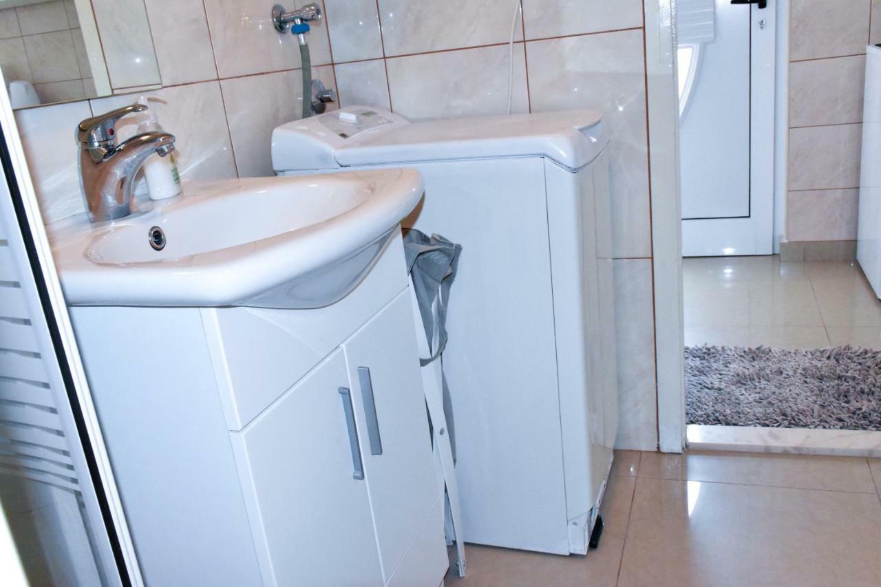Apartment Anemare Kastela ~ Near By Split And Trogir エクステリア 写真